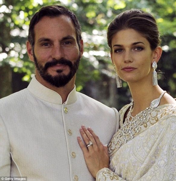 Prince Rahim weds Kendra Spears
